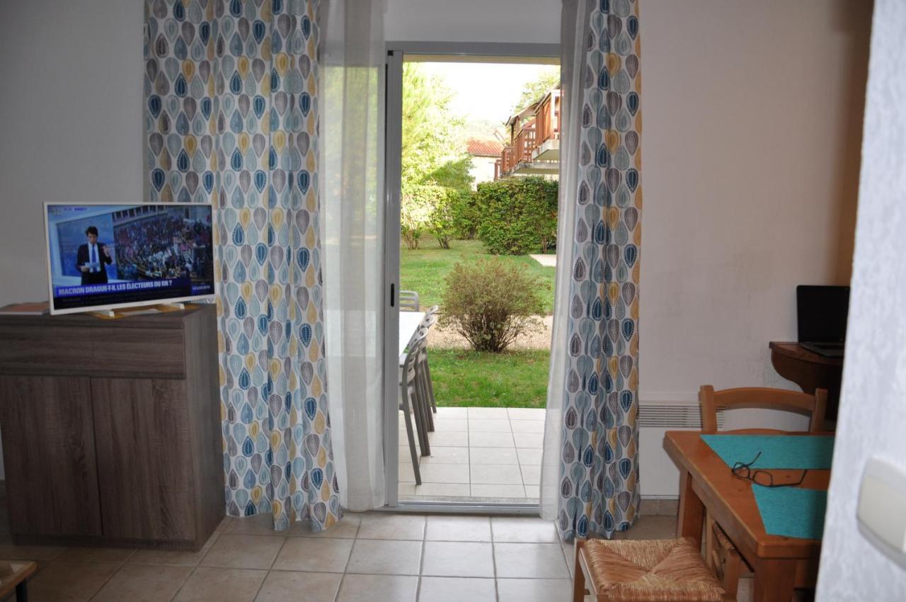 Le Hameau Du Moulin Villa Монтиняк Екстериор снимка