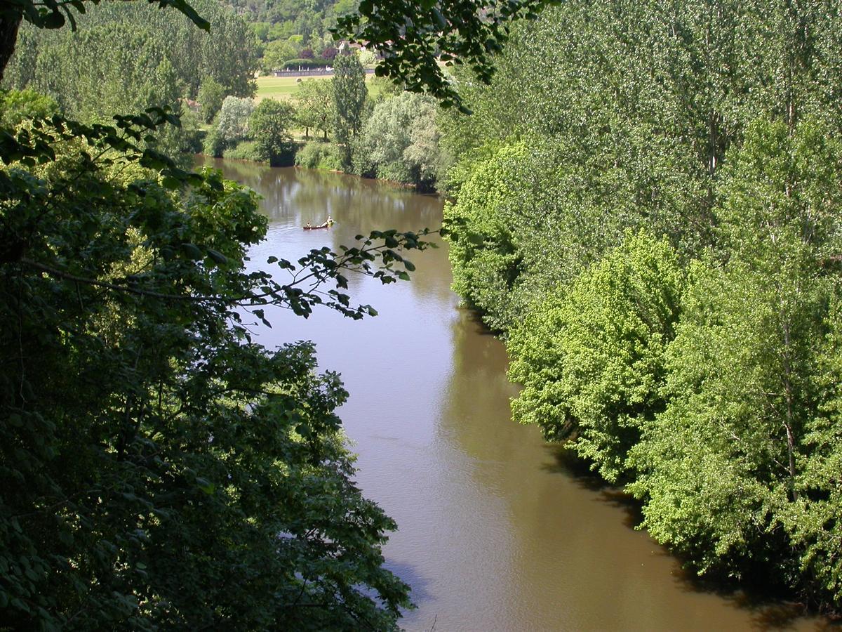 Le Hameau Du Moulin Villa Монтиняк Екстериор снимка